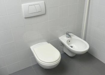 Bagno - Attico via Bernardino Luini, Varese - foto 2