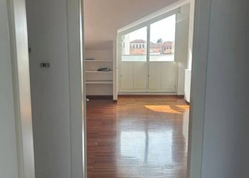 Disimpegno - Attico via Bernardino Luini, Varese - foto 12