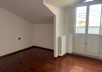 Camera da letto - Attico via Bernardino Luini, Varese - foto 13