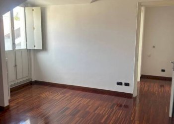 Camera da letto - Attico via Bernardino Luini, Varese - foto 16