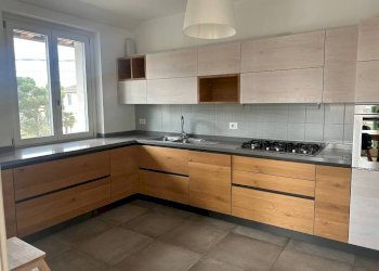 Cucina - Attic via Guglielmo Marconi, Gazzada Schianno - photo 9