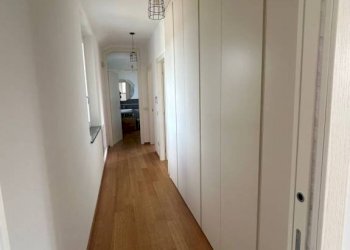 Corridoio - Attic via Guglielmo Marconi, Gazzada Schianno - photo 24