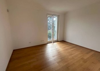 Camera da letto - Attic via Guglielmo Marconi, Gazzada Schianno - photo 25