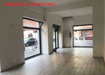 Interno non residenziale - Negozio via Roma, Signa - foto 1