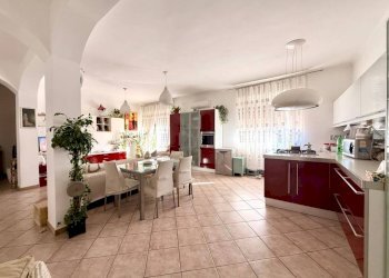 Cucina - Trilocale via Cavalli, 11, Carmagnola - foto 4