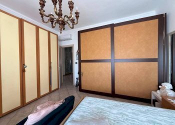 Camera da letto - Trilocale via Cavalli, 11, Carmagnola - foto 31