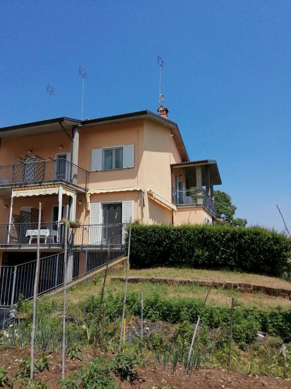 Facciata - Villa via del Cantalupo, Rocca de' Baldi - foto 2