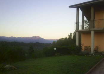 Giardino - Villa via del Cantalupo, Rocca de' Baldi - foto 5