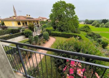 Balcone - Villa via del Cantalupo, Rocca de' Baldi - foto 18