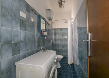 Bagno - Three-room apartment via Lombardia, 2, Anzio - photo 16