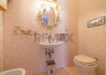 Bagno - Appartamento Viale Spagna
 
100, Pomezia - foto 18