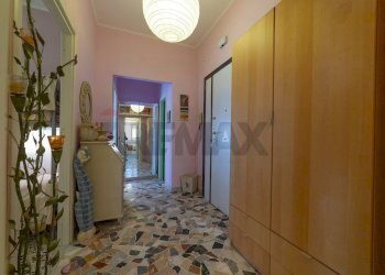 Hall / corridoio - Appartamento Viale Spagna
 
100, Pomezia - foto 23