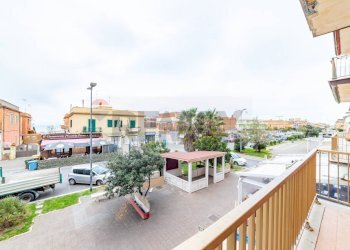 Balcone - Appartamento Viale Spagna
 
100, Pomezia - foto 30