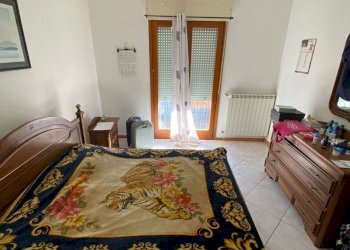 camera da letto - Trilocale pietro nenni, Castiglione delle Stiviere - foto 8