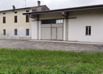 facciata - Casa indipendente Casalpoglio, Castel Goffredo - foto 2