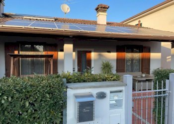 facciata - Casa semi indipendente Carlo Alberto, Calcinato - foto 3