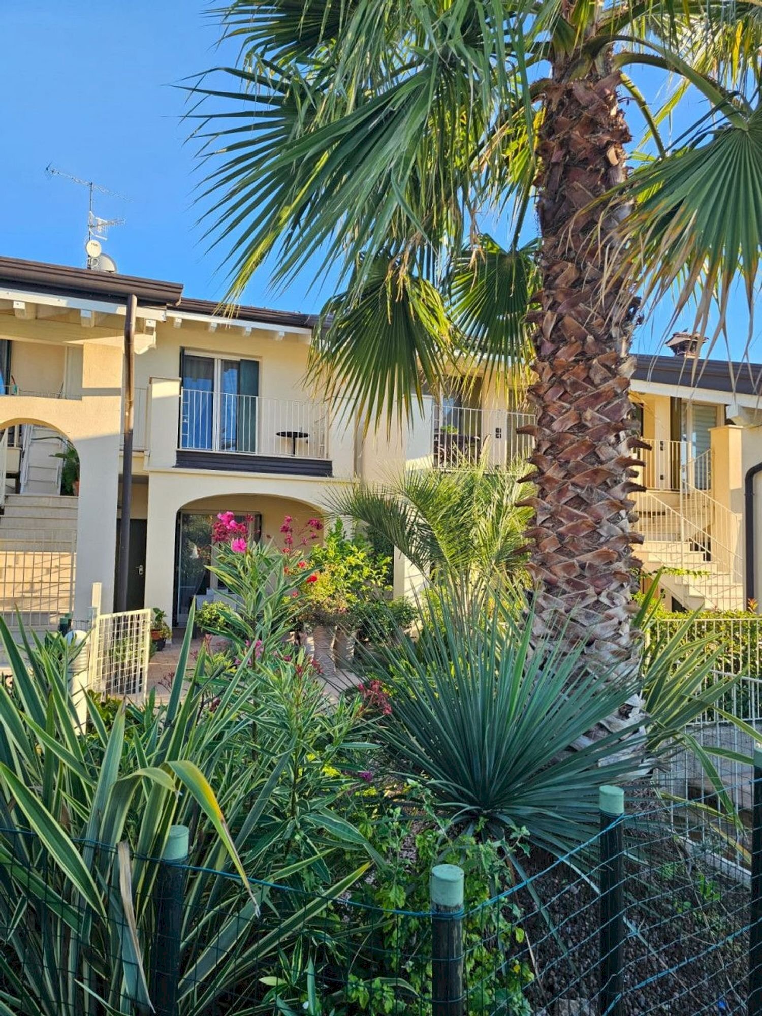 facciata - Villa a Schiera XXIV Maggio, Lonato del Garda - foto 2