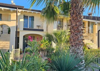 facciata - Villa a Schiera XXIV Maggio, Lonato del Garda - foto 2