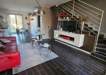 soggiorno - Villa a Schiera XXIV Maggio, Lonato del Garda - foto 11