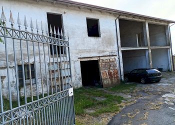 facciata - Semi-detached house Fossa, Lonato del Garda - photo 10