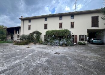 facciata - Casa semi indipendente marconi, Montichiari - foto 1