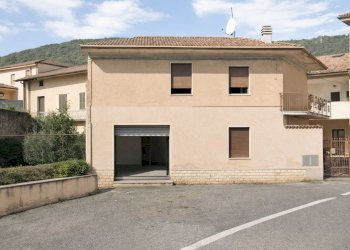 facciata - Casa semi indipendente Breda, Nuvolento - foto 2