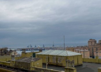 Vista - Appartamento via dei Cinque Santi, 15, Genova (zona Lagaccio) - foto 15
