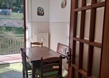 Cucina - Trilocale via Pian del Mulino, 87, Sant'Olcese - foto 5