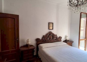 Camera da letto - Trilocale via Pian del Mulino, 87, Sant'Olcese - foto 33