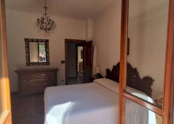 Camera da letto - Trilocale via Pian del Mulino, 87, Sant'Olcese - foto 36