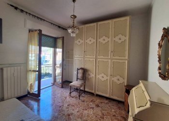 Camera da letto - Trilocale via Pian del Mulino, 87, Sant'Olcese - foto 45