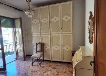 Camera da letto - Trilocale via Pian del Mulino, 87, Sant'Olcese - foto 46