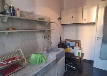 Cucina - Trilocale piazza Errico Petrella, Genova (zona Sampierdarena) - foto 21