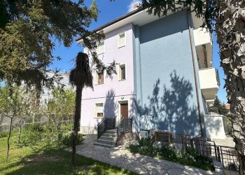 facciata - Appartamento Fratelli Cervi
6, Tolentino - foto 1