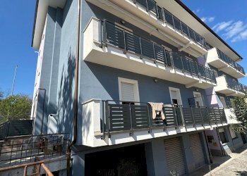 facciata - Appartamento Fratelli Cervi
6, Tolentino - foto 6