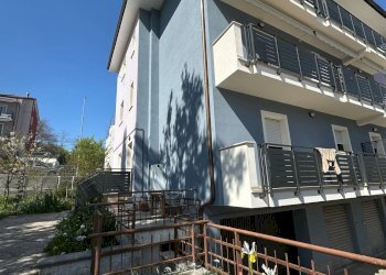 facciata - Appartamento Fratelli Cervi
6, Tolentino - foto 10