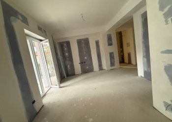 camera - Villa Bifamiliare Carlo Santini
 
5, Tolentino - foto 1