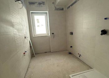 camera - Villa Bifamiliare Carlo Santini
 
5, Tolentino - foto 5