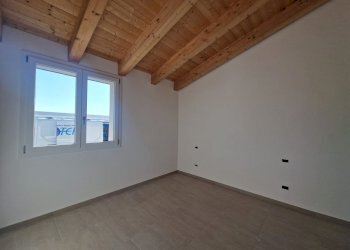 camera - Casa semi indipendente Collina
 
14, Tolentino - foto 8