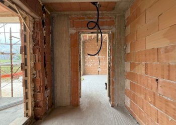 corridoio - Villa Colli
 
44, Serrapetrona - foto 10