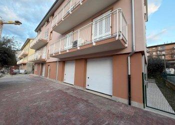 Foto 2 - Appartamento VIA PASUBIO
22, Tolentino - foto 2