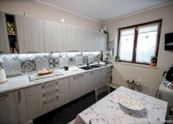 Cucina - Villa traversa Giuseppe Mazzini, 27, Torrazza Piemonte - photo 16