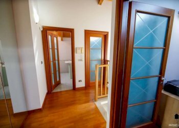 Corridoio - Villa traversa Giuseppe Mazzini, 27, Torrazza Piemonte - photo 29