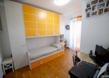Camera da letto - Villa traversa Giuseppe Mazzini, 27, Torrazza Piemonte - photo 30