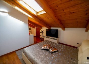 Camera da letto - Villa traversa Giuseppe Mazzini, 27, Torrazza Piemonte - photo 34