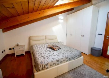 Camera da letto - Villa traversa Giuseppe Mazzini, 27, Torrazza Piemonte - photo 36