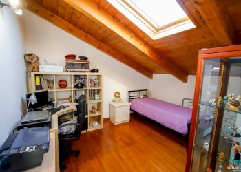 Camera da letto - Villa traversa Giuseppe Mazzini, 27, Torrazza Piemonte - photo 37