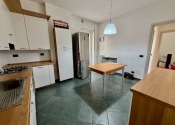 Cucina - Appartamento via Torino, 43, Biella - foto 6