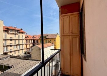 Balcone - Appartamento via Torino, 43, Biella - foto 9