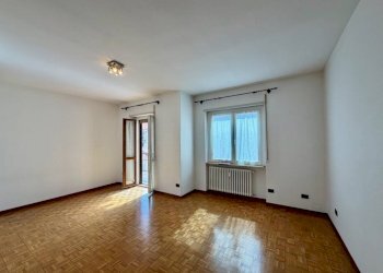 Camera da letto - Appartamento via Torino, 43, Biella - foto 13